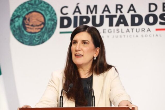 Kenia López denuncia uso del poder para amedrentar al periodismo en México